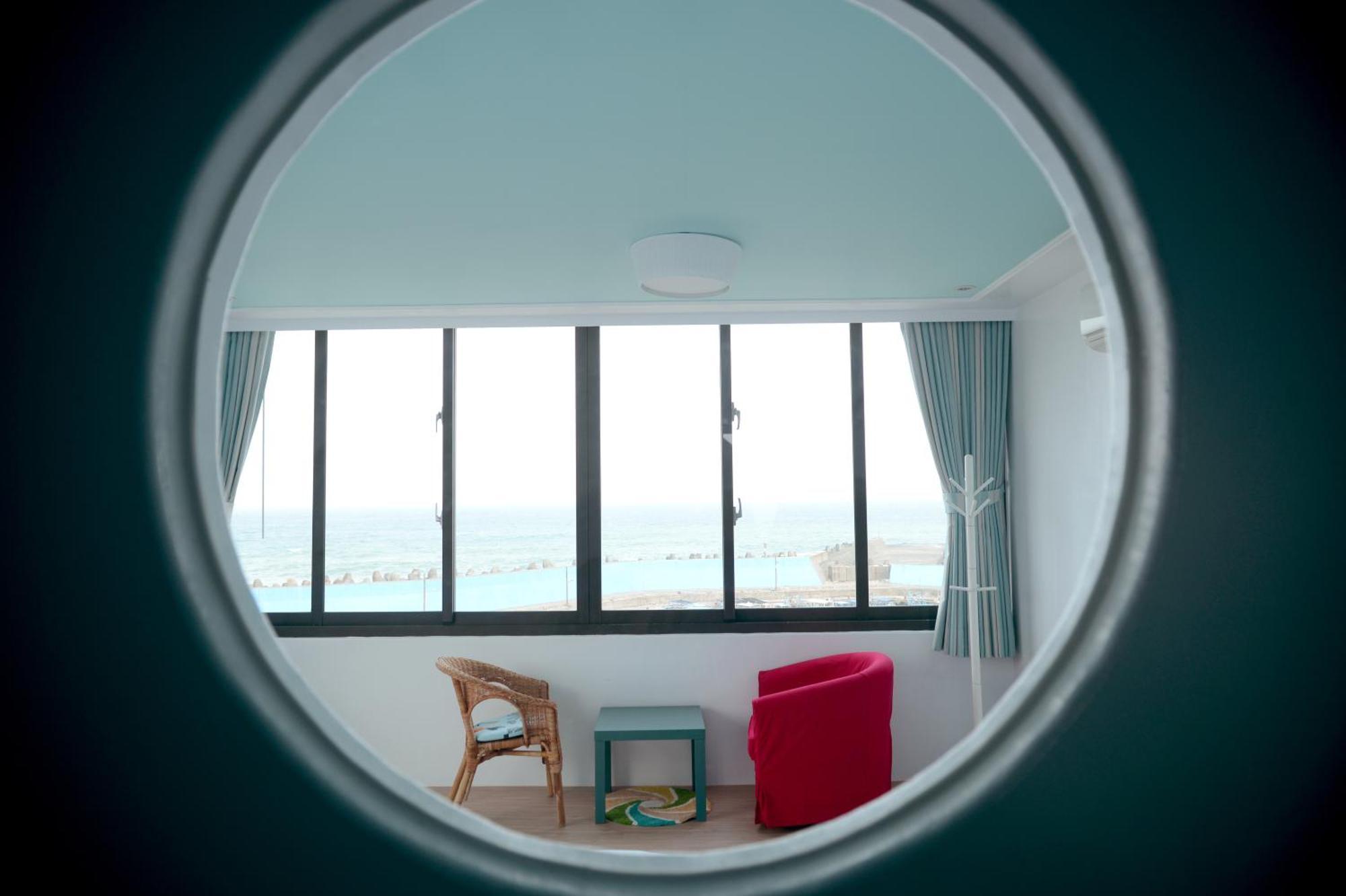 Sea Shore Hotel Manzhou Zimmer foto